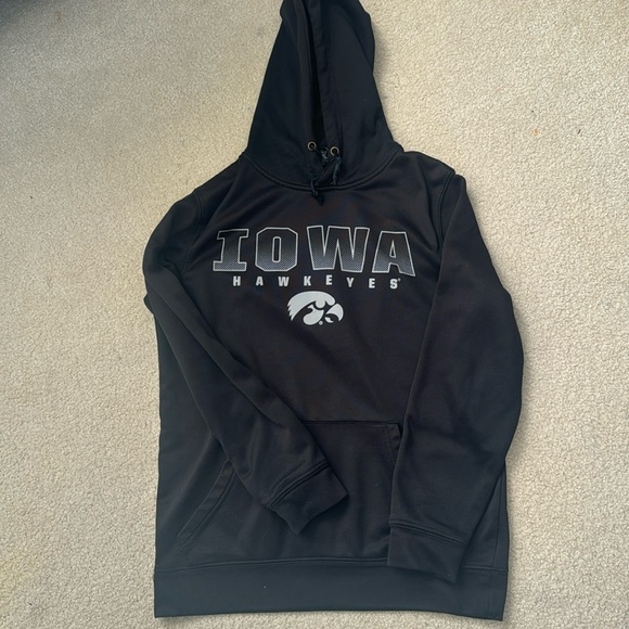 Black Iowa Hawkeye sweatshirt size small men’s - Picture 1 of 2